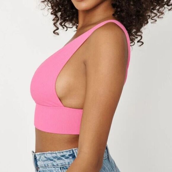Garage Pink Serena Seamless Deep V Plunge Cropped Bra Tank - Picture 2 of 7